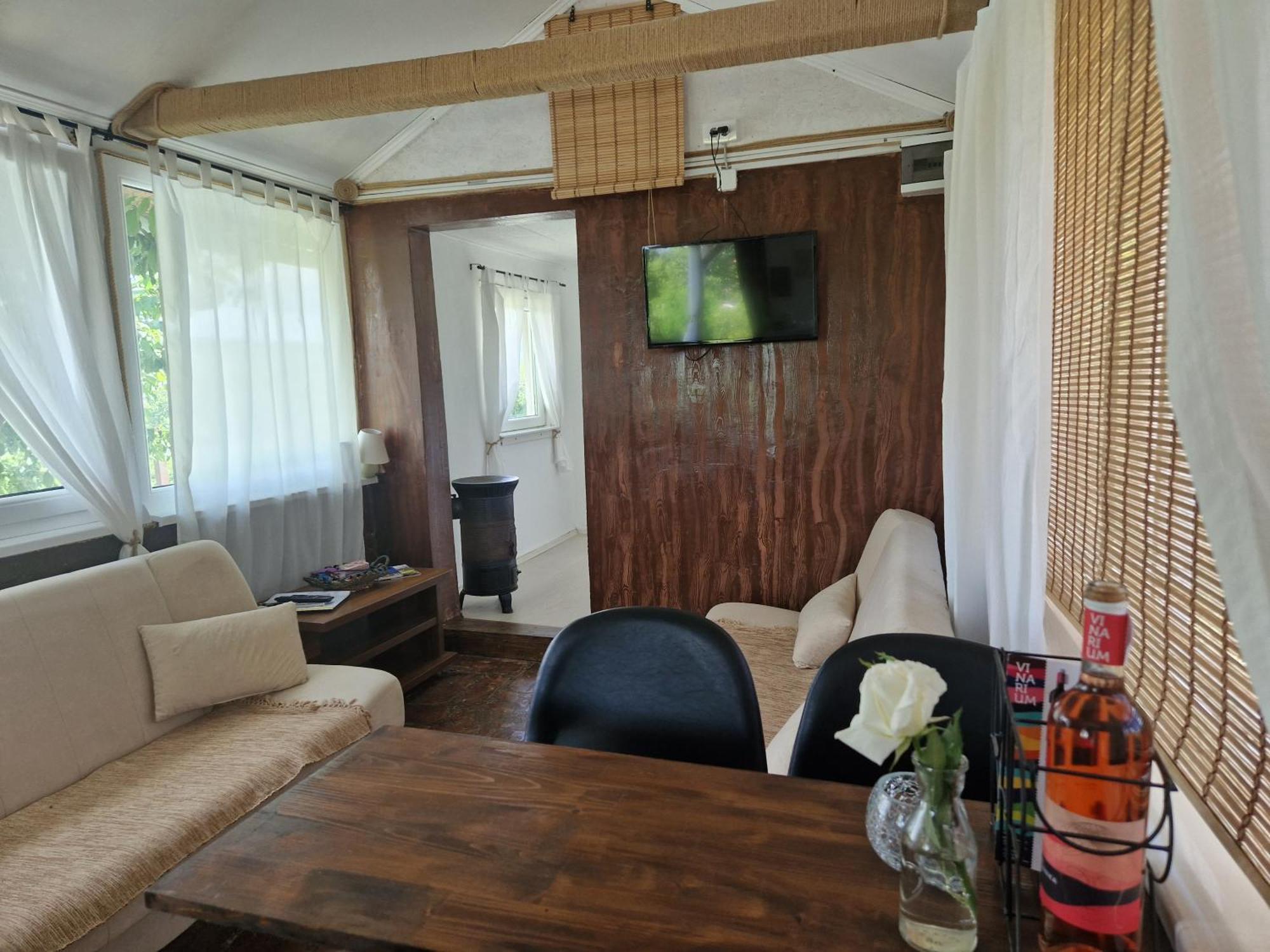 Sami Green House Banostor 外观 照片